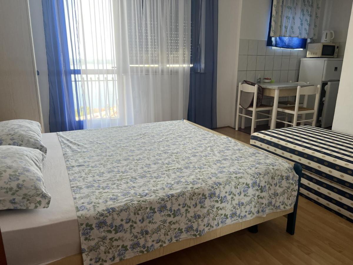 Apartments With Wifi Crikvenica - 5555 Exterior photo