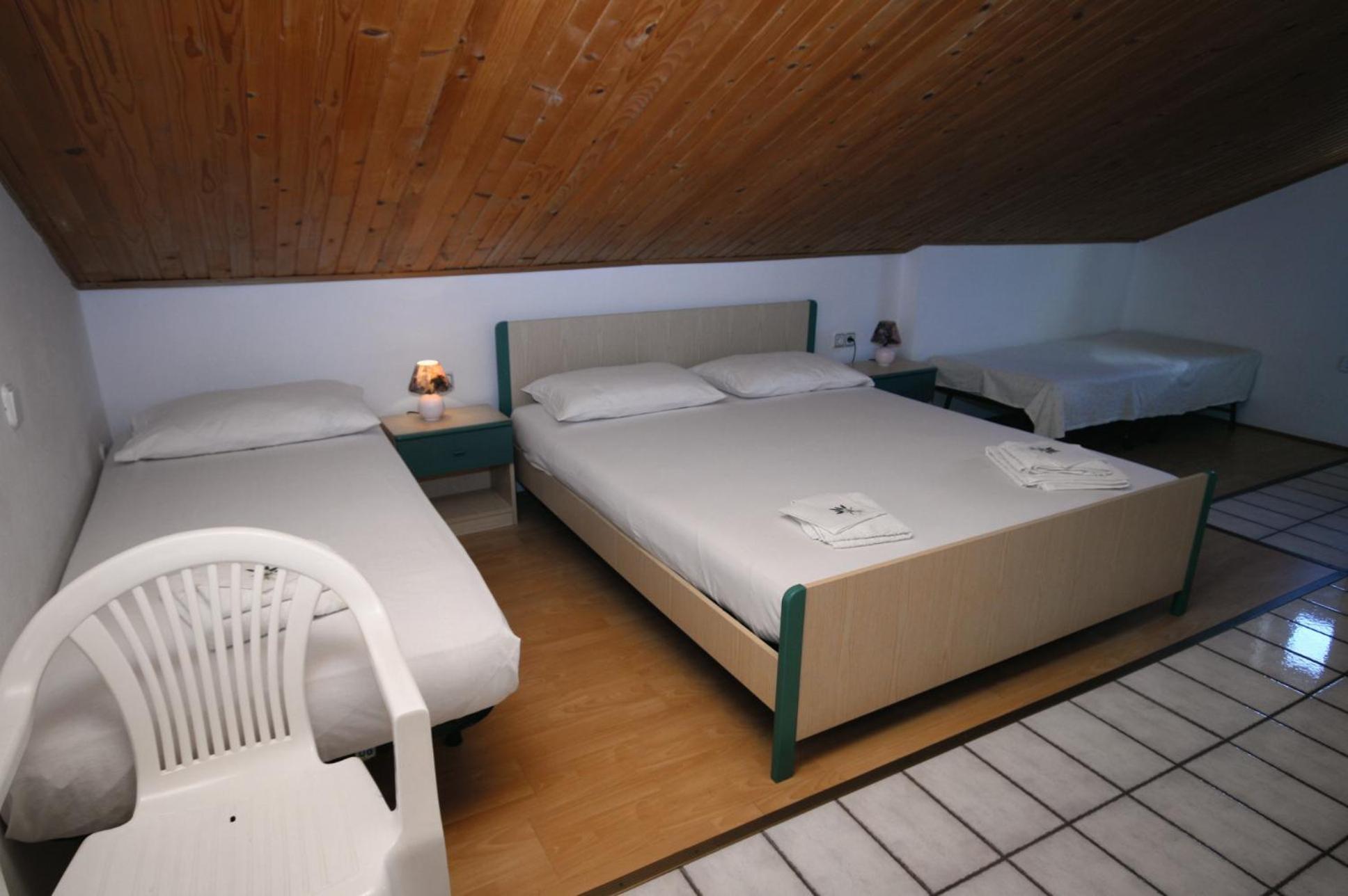 Apartments With Wifi Crikvenica - 5555 Room photo